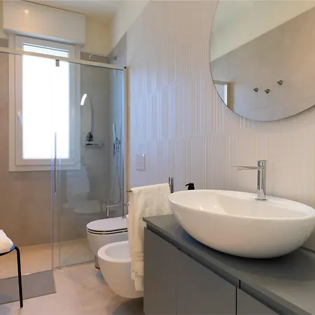 Fronte Mare - Casa Con Terrazzo Con Free Parking E Free Wifi شقة
