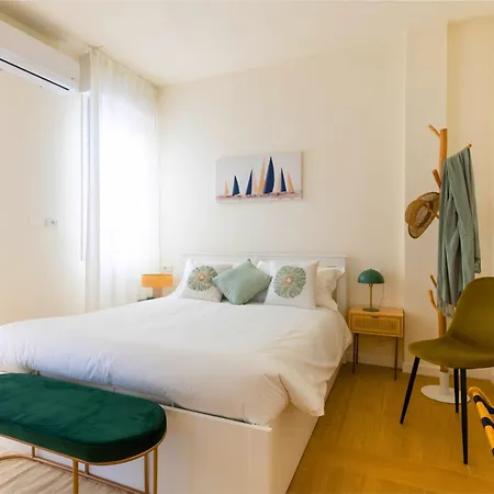 Fronte Mare - Casa Con Terrazzo Con Free Parking E Free Wifi شقة