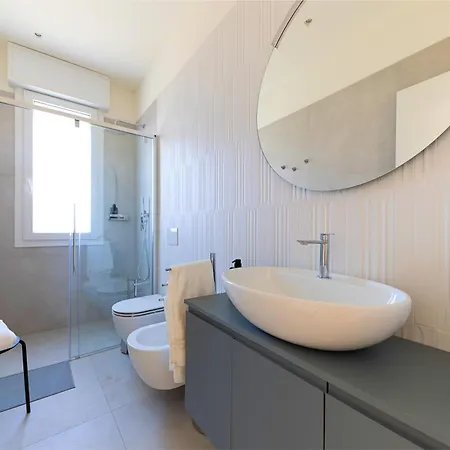 Fronte Mare - Casa Con Terrazzo Con Free Parking E Free Wifi Апартаменты